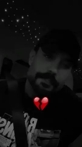 #جلال_الزين ‏أنا جاي أتمنى أموت… ‏قبلك اموت…‏صعب فكرت اكمل بلاك… ‏صعب وراك ‏يوم يفوت…