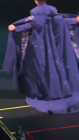 Này cái mền chứ cái áo gì 🤣#luuvuninh_liuyuning_刘宇宁 #concerttour2025 