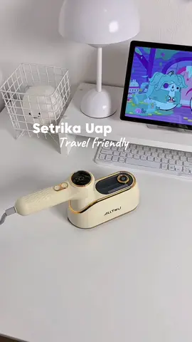 Yang selalu aku pake buat dirumah dan travelling, ukurannya kecil jadi bisa diselipin aja di koper hihii^^ #setrika #setrikauap #setrikalistrik #setrikatravelling #setrikamini 
