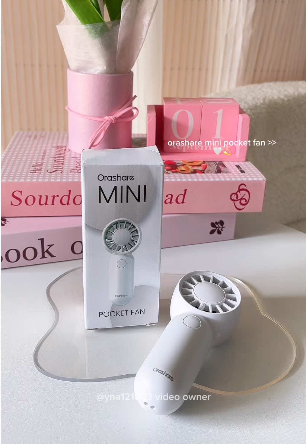 it’s soo cutee!! 😩✨    #minifan #handheldfan #orashare #orashareminifan #fan 