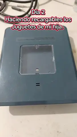 Día 2 haciendo recargables los juguetes de mi hija. Compra el modulo de carga aquí. 