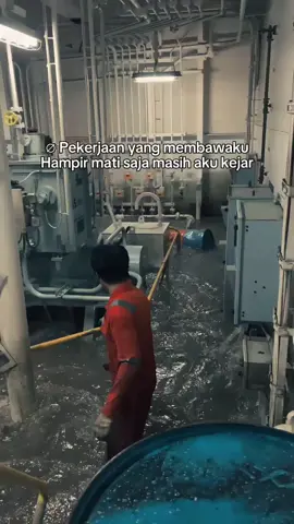 tetap safetyfirst.🏴‍☠️#pelautmuda #pelautmu #safetyfirst #maritim #masukberandafyp 