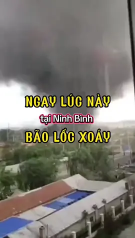 #/Sáng nay 29/9 Lốc xoáy ở yên Khánh ninh bình///mọi người ra ngoài ngày mưa bão chú ý