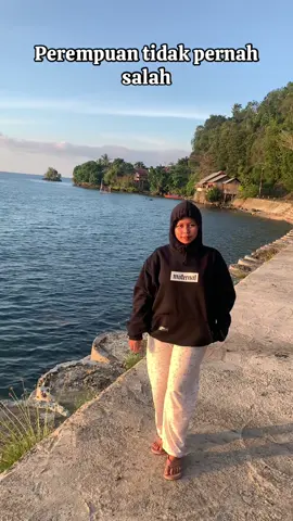 Di cari kamera man yang bisa b foto org pendek bisa jadi kelihatan tinggi #promomakangajian #viral #viraltiktok #real 