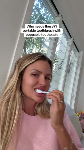 😏😏😏 @Bitesoft Dental  #bitepops #minitoothbrush #dentalhygiene 
