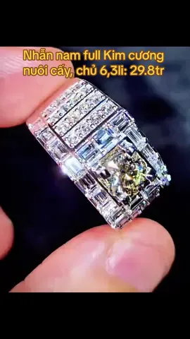 💍💰💎Nhẫn nam hàng thiết kế cao cấp. 💍Vỏ nhẫn vàng 14k, đính full kim cương nuôi cấy CvD, 💎Viên chủ 6,3li nước J, Sạch VS, 3Ex, kiểm định quốc tế IGI. 💰💰💰29.8tr #nhannam #kimcuongnuoicay #nhankimcuong #cvd #nhannamdep 