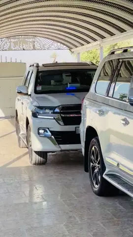 #تيوتا_شعار_لايعرف_القانون🔥🖤💪 #تصويري_احترافي_الاجواء👌🏻🕊😴 @عبدالله ثويني 