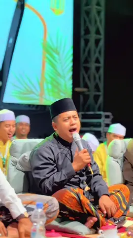Josss jisss🤩  Sifat e Murid 🤩 || Cak @Firman Achsani Cak @Nur H || Hadrah AM Madiun اَللَّهُمَّ صَلِّ عَلَى سَيِّدِنَا مُحَمَّدٍ وَعَلَى اَلِهِ وَصَحْبِهِ وَسَلِّمْ... ________________________ 📷 by ; @Media AM Madiun ________________________ ✓ Facebook : Ahbaabul Musthofa Madiun ✓ Instagram : @am.madiun ✓ YouTube : Ahbaabul Musthofa Madiun ✓ TikTok : am.madiun ________________________ #ahbaabulmusthofamadiun #hadrahammadiun #fyp #ammadiun #sholawat    