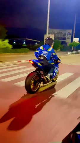 gsxr1000r🥷💙 #สายบันเทิง #โลมานนท์  #suzukigsxr1000r #gsxr1000r