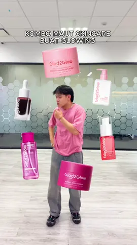 ✨ Solusi buat yang mau kulit glowing tanpa harus ke salon dan ga bikin kantong kering? Ya 6pcs Glass Skin Set 😋💓 Yuk checkout di TikTok Live sekarang! #g2g #basicskincareroutine #wajahglowing #niacinamide #antiaging #skincaremencerahkan #retinol #niacinamide 