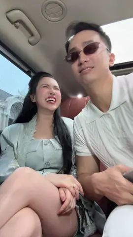 Người có tuổi đu trend mợt ghê :))))