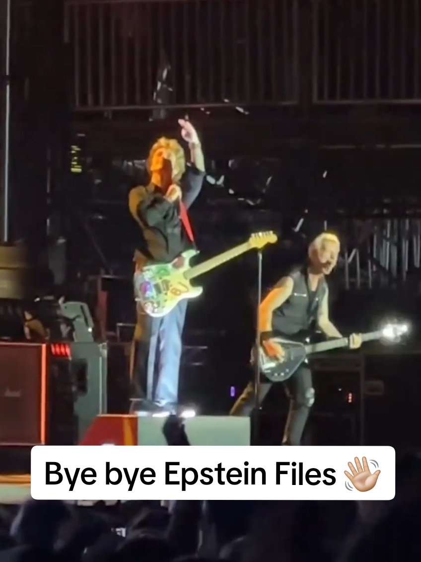 Bye bye Epstein Files 👋🏼👋🏼  Green Day during Hitchin a ride, Ohana festival, talking about a rocket that was launched before their set #greenday #epstein 
