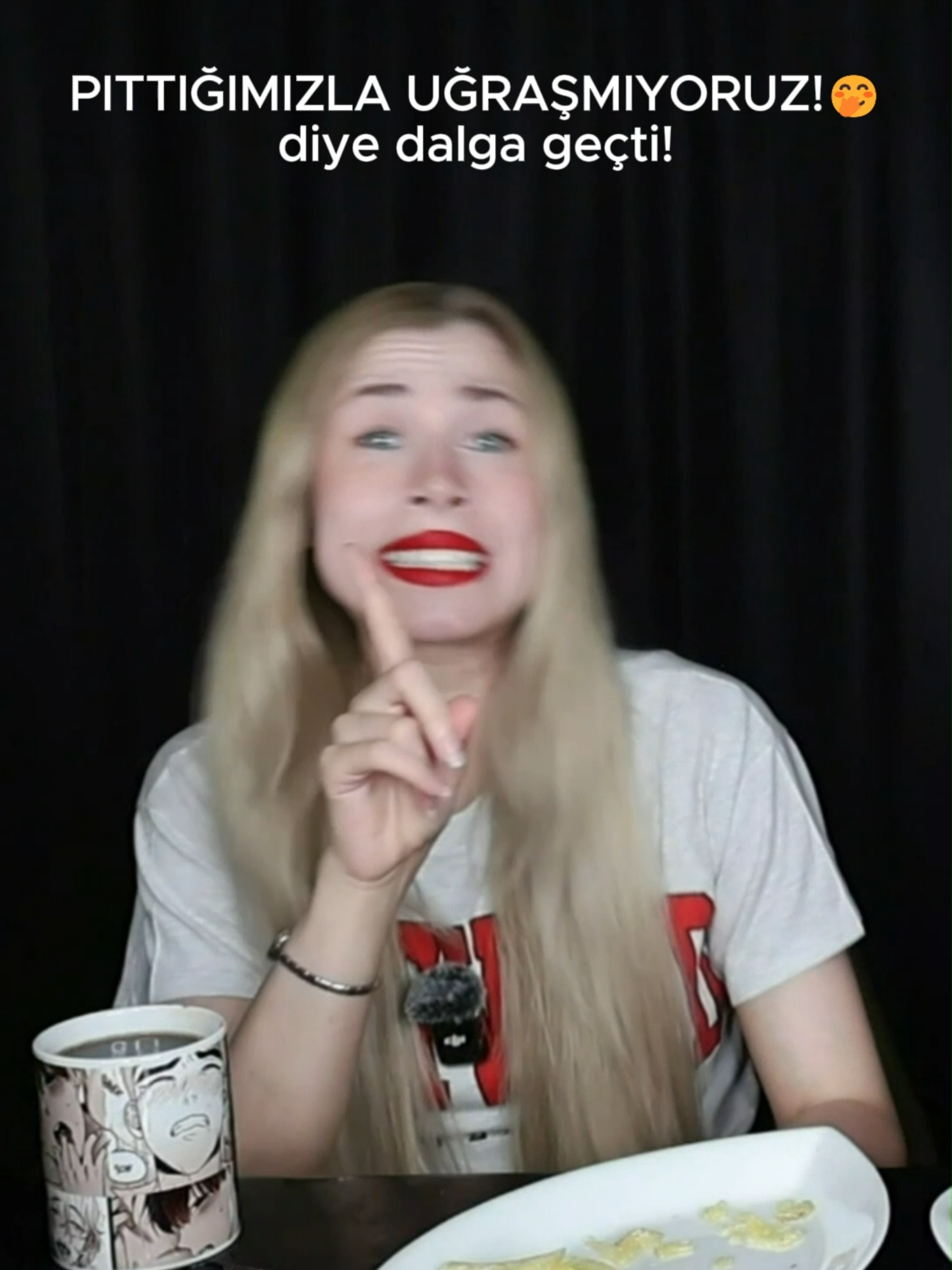 KILLARINI ALIRKEN HASTANELİK OLDU!😱 @ceren.demii YOUTUBE: AADemiTV BÖLÜM ADI: DİNLİYORUZ VE YARGILIYORUZ: BİR KIL TÜY MESELESİ  ağda,epilasyon,lazer,jilet (SİZDEN GELENLER) #demitv#komedi #komik #podcast #shorts