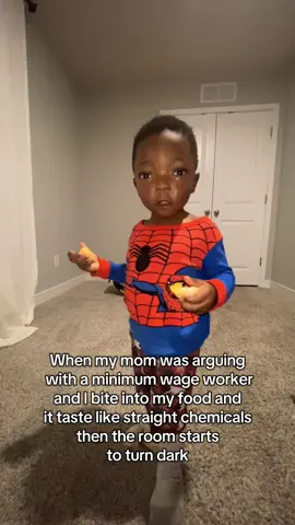 She be doing too much with these workers 🤦🏾‍♂️ #relatable#fyp#fastfood#babiesoftiktok#BlackTikTok