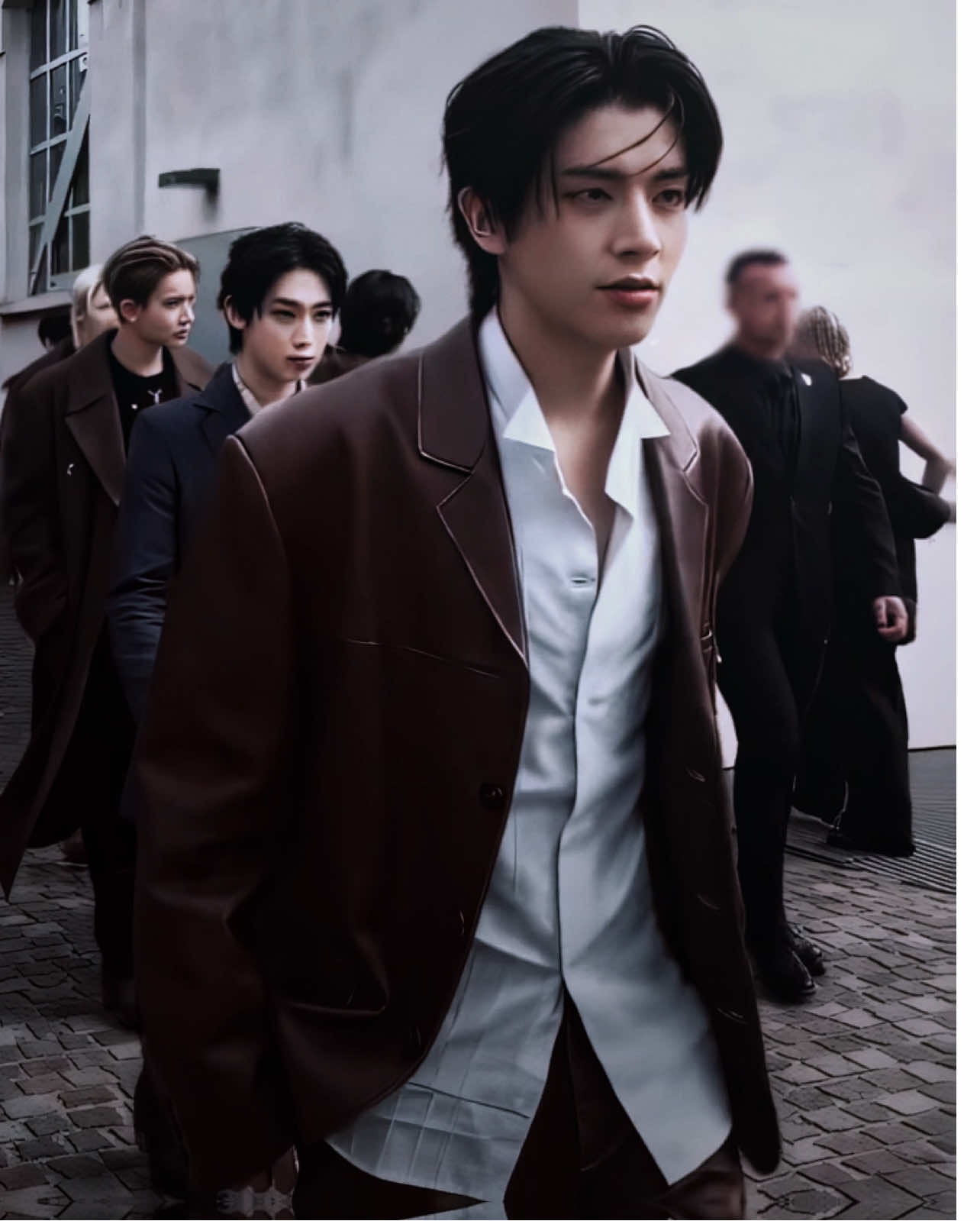 yall cant tell me this aint one of the most majestic men in kpop yall have seen. cc: mine ac: _190811jk scp: nikiimvrz & me #jakesim #enhypen #enhypenedits #simjake #jakeenhypen  jake sim edits sim jake edit kpop edit prada enhypen sim jaeyun
