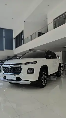 SUZUKI GRAND VITARA OTR(sebelum diskon) •GLX AT HYBRID: Rp. 399.350.000 •GLX AT HYBRID TWO TONE: Rp. 402.350.000 Melayani cash/credit/trade in buat yg mau tanya-tanya atau ingin mengetahui tentang produk lainnya bisa hubungi Tama secepatnya ya!!! Bakalan ada penawaran dan diskon menarik lainnya #suzuki #suzukigtandvitara #grandvitara #suzukimobil #suzukiindonesia 