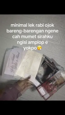 metu duwek terus tapi gaonok melbune duwek blas nng dompet 😭