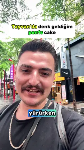 Şaka gibi ama gerçek,Tayvan’da 🇹🇼caddenin ortasına yerleştirmişler bu şekilde 😂artık arkadaşlarıma doğum günlerinde alacağım hediye belli  oldu ✅ YouTube Furkan Aras her gün 19.00’da yeni vlog #tayvan  #tayvandakitürkler  #taipe #street #walkingroad  #cadde  #pasta  #tatlı  #aroma #hediye  #doğumgünü #şaka #asya #gezgin  #dünyaturu #gezilecekyerler #tayland #keşfet #komedia #şaşkınlık #kamboçya #tayland #kore #japonya🇯🇵 #azerbeycan #bakü #selam #furkanaras #furkanarasmogolistan 