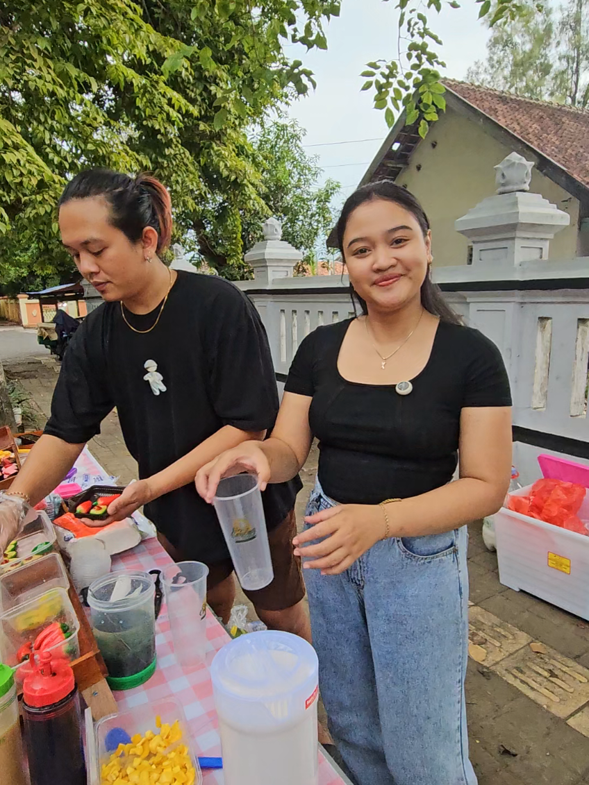 viral es cendol kecebong alun alun Sukoharjo #dimas #escendolviral #fypシ #sukoharjo24jam 