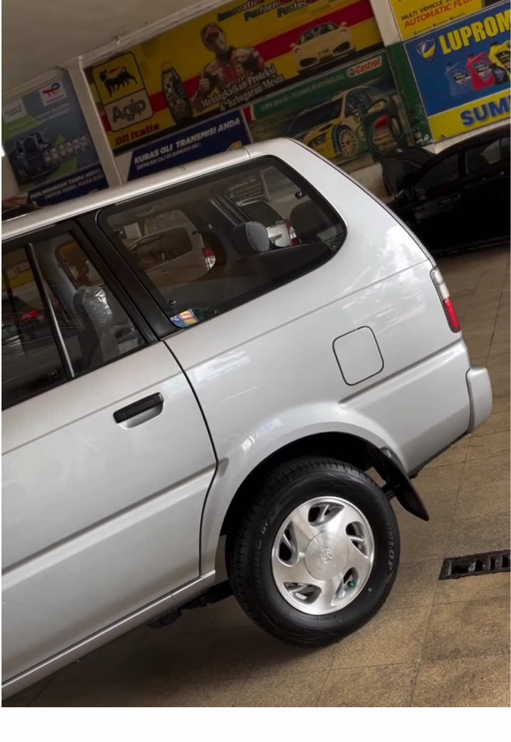 🦌💊🦗 Ada yang bisa mengartikan? 😆 #kijang #kijangkapsul #kijangmenolakpunah #kijangdiesel #toyotakijang 