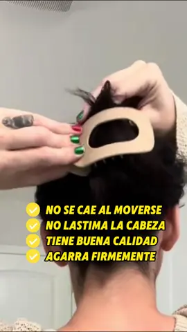 La horquilla no se caerá sin importar cómo la sacudas, es moderna y generosa, puedes apoyarte en ella y acostarte sin dañar tu cabello✨✨💕 #horquilla#hairclip#hair#LifeHack#tiktokmademebuyit#fyppp  