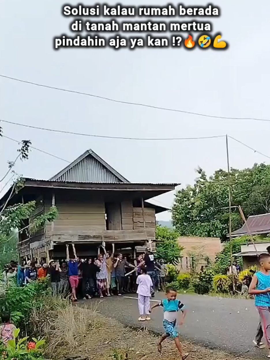 Hanya ada di daerahku #🤣🤣🤣 #bugistiktok #pindahrumah #ngakak #vidiohiburan 