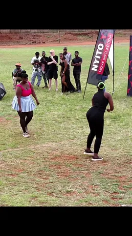 Did she just twerked in a fight match 😱 #musangweofficialchampionship #fbyシvideo #rendigaga #heritageinhd #fbreelsfypシ゚viralシ #bareknuckleafrica #bareknuckle #limpopoevents #fbyシvideo #tiktok 