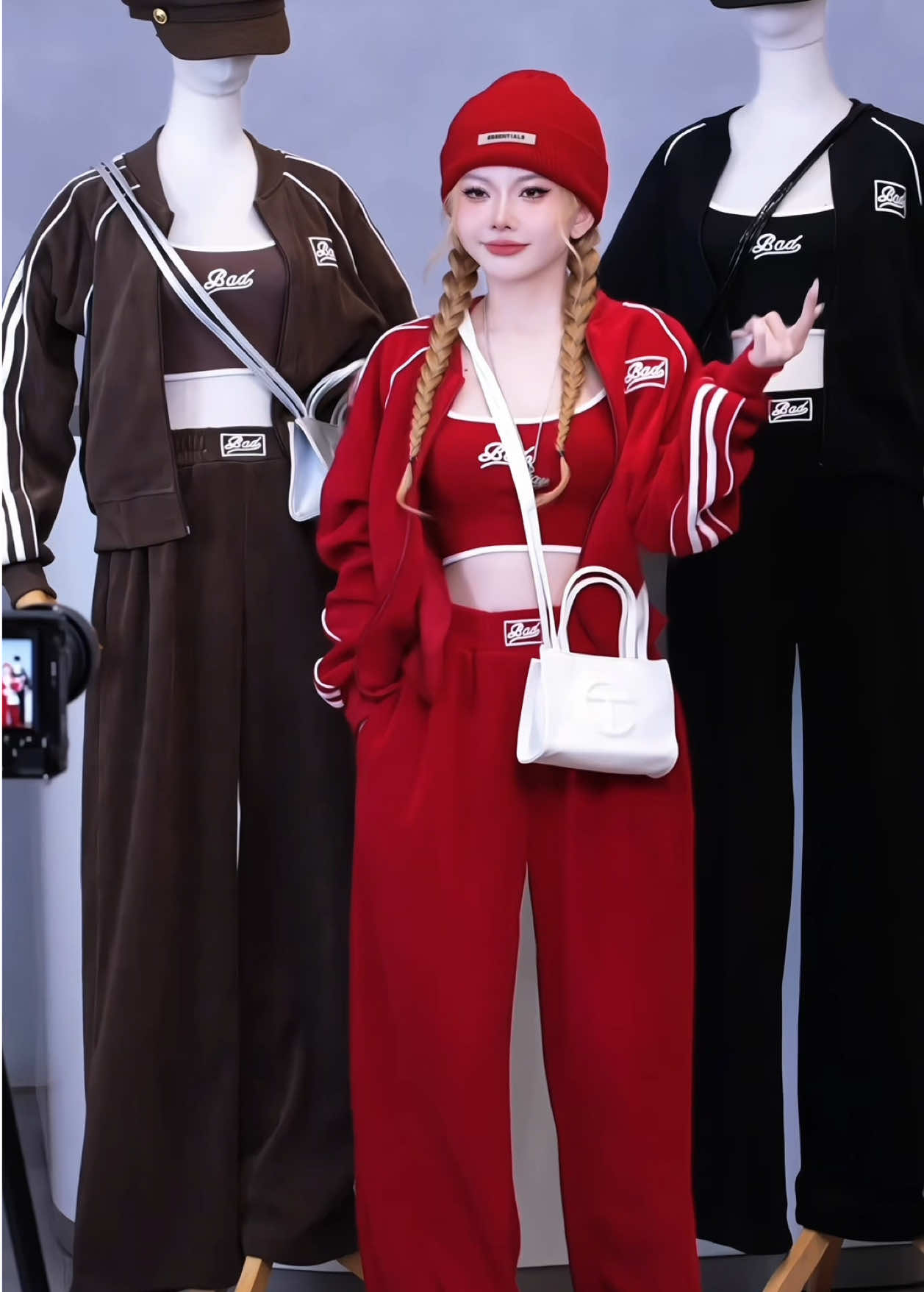 Hiphop never die. Muốn lái chị không hả em trai? 🥰@Phương Hà Thảo Nè  đồ xinh #phuonghathaoshop  sẵn nha #xuhuong #xuhuongtiktok #phtmacgi 