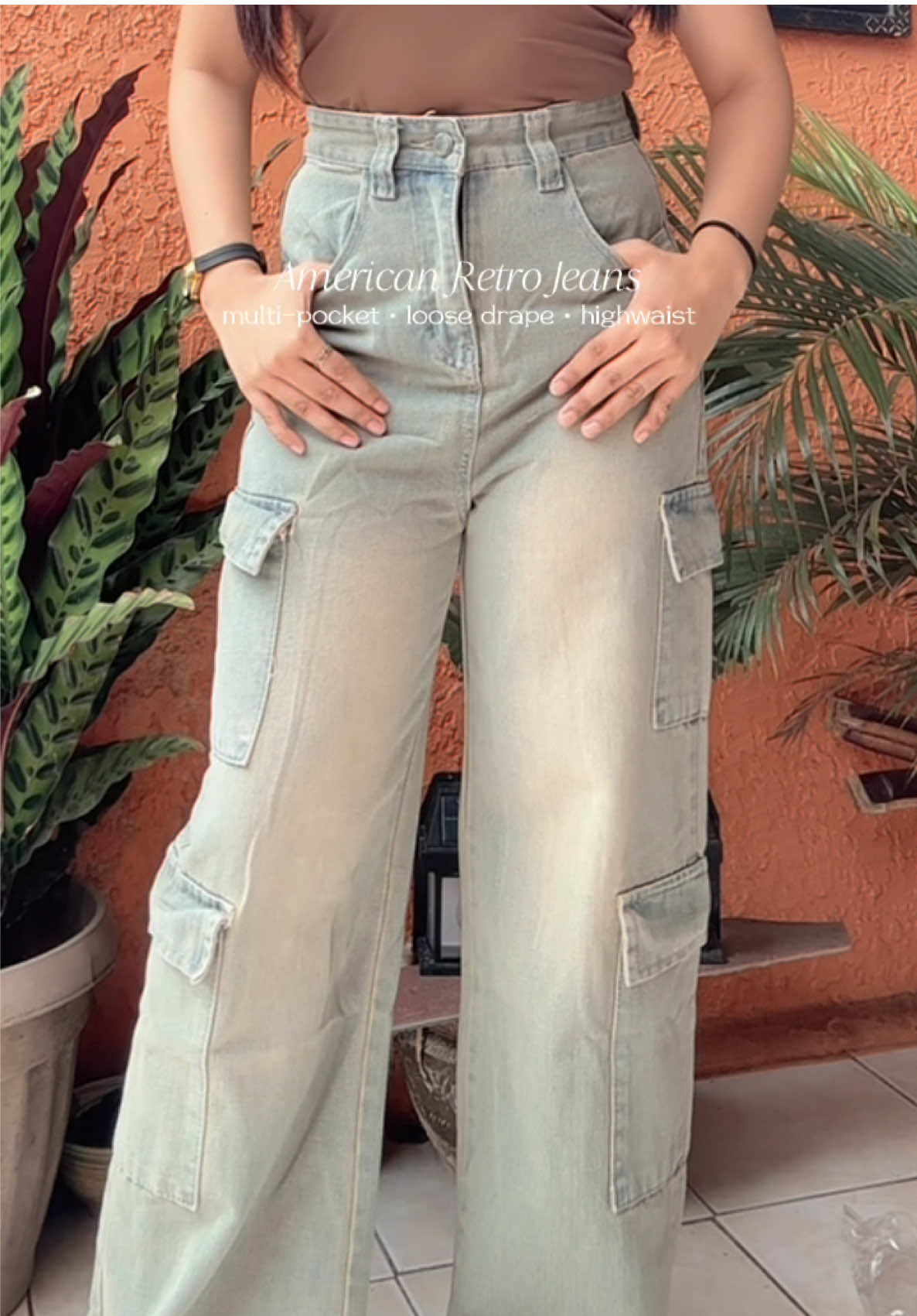 AMERICAN RETRO CARGO PANTS FOR WOMEN HIGHWAIST MULTI POCKET PANTS #pants #pantsforwomen #pantsrecommendation #cargopants #americanretropants 