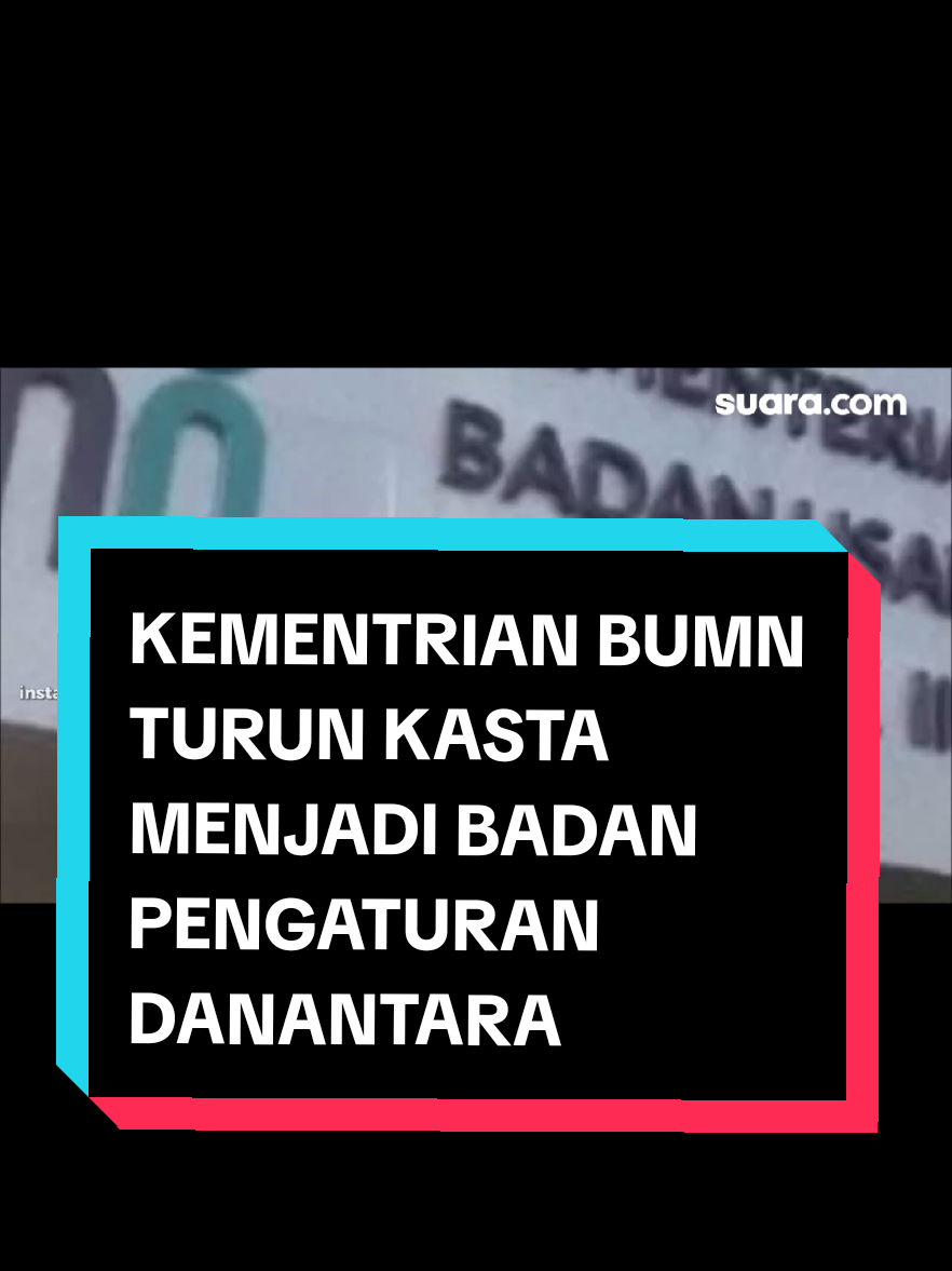 Keterangan Kementerian BUMN Turun Kasta Jadi Badan, Bagaimana Nasib ASN dan Pegawainya? ￼ Suaradotcom Ikuti Kementerian BUMN Turun Kasta Jadi Badan, Bagaimana Nasib ASN dan Pegawainya? Link terkait: https://www.suara.com/news/2025/09/27/191511/kementerian-bumn-turun-kasta-jadi-badan-bagaimana-nasib-asn-dan-pegawainya Melalui revisi UU BUMN, Komisi VI DPR dan pemerintah telah sepakat untuk mengganti nomenklatur Kementerian BUMN menjadi Badan Pengaturan BUMN. Komisi VI DPR telah merampungkan rancangan naskah perubahan keempat atas UU BUMN No. 19 Tahun 2003 dalam tiga hari. Rapat perdana revisi UU BUMN usulan Presiden Prabowo Subianto ini dilaksanakan pada tanggal 23 September 2025 dan selesai pada Jumat, 26 September 2025 kemarin. Berikutnya, rancangan perubahan UU tersebut akan dibawa ke pembahasan kedua pada rapat paripurna DPR minggu depan untuk disetujui menjadi UU. Menteri Hukum Supratman Andi Agtas menyebutkan bahwa meskipun berstatus setara dengan Badan Pengelola Investasi Daya Anaga Nusantara (BPI Danantara), BP BUMN mempunyai tugas yang berbeda.Ia mengatakan bahwa fungsi dan tugas antara BP BUMN dengan Danantara setara, yakni BP BUMN berfungsi sebagai regulator, sedangkan Danantara berfungsi sebagai eksekutor atau pelaksana. Baik BP BUMN ataupun Danantara sama-sama merupakan pemegang saham perusahaan pelat merah. #KementerianBUMN #BadanPengaturBUMN #Prabowo #RUUBUMN