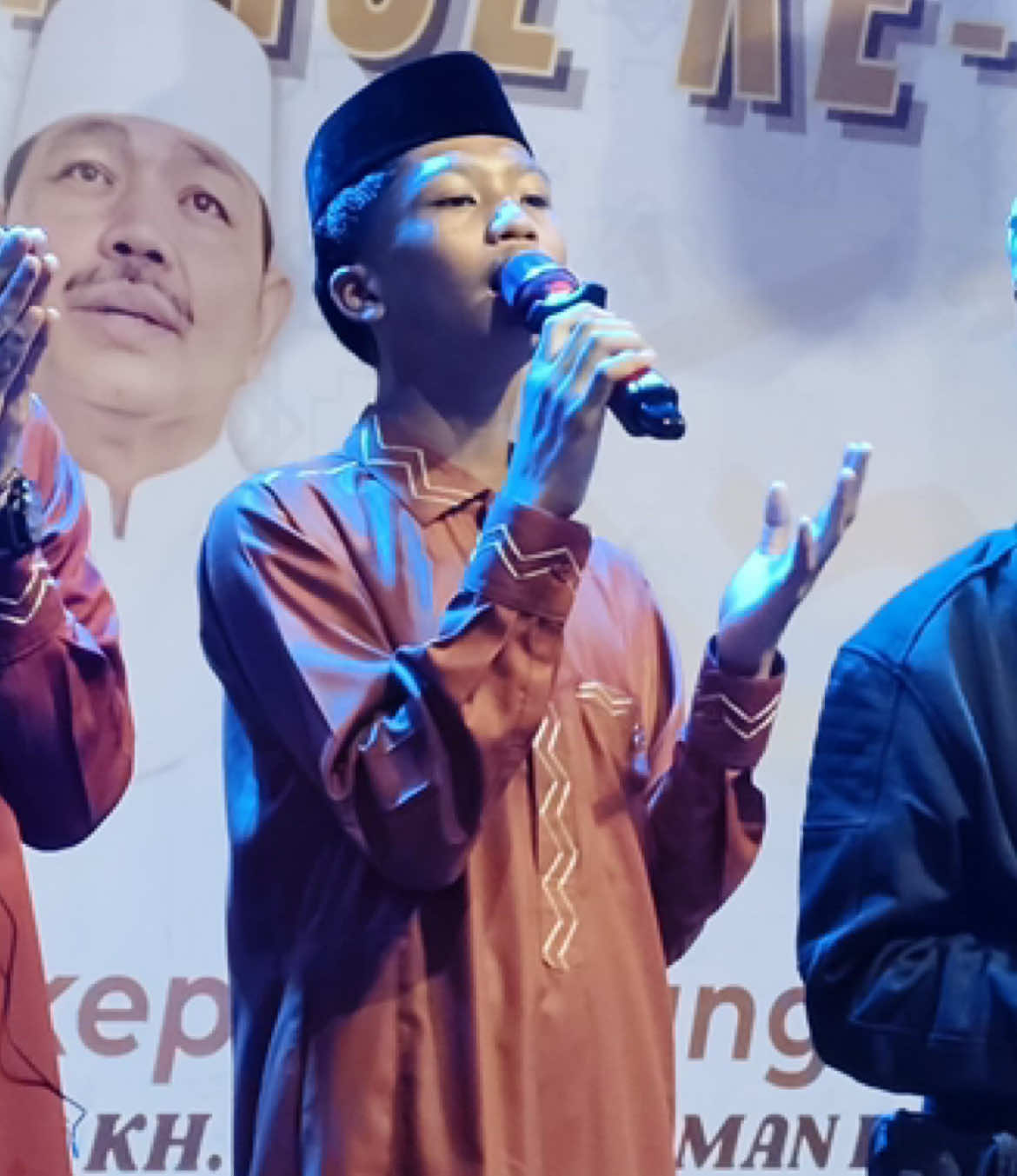 Lelolelolegong, nontn pake🎧, nontn ampe kelaarr🙏🏻 @dimasfathur  #fyppppppppppppppppppppppp #viralvideo #bismillahfyp #sholawat #maulidnabimuhamammadsaw 
