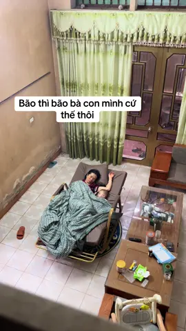 Ghế chắc chắn, nằm êm lắm nha cả nhà❤️ #ghethugian #ghebapbenh #quatang #viralvideo #quatangme 