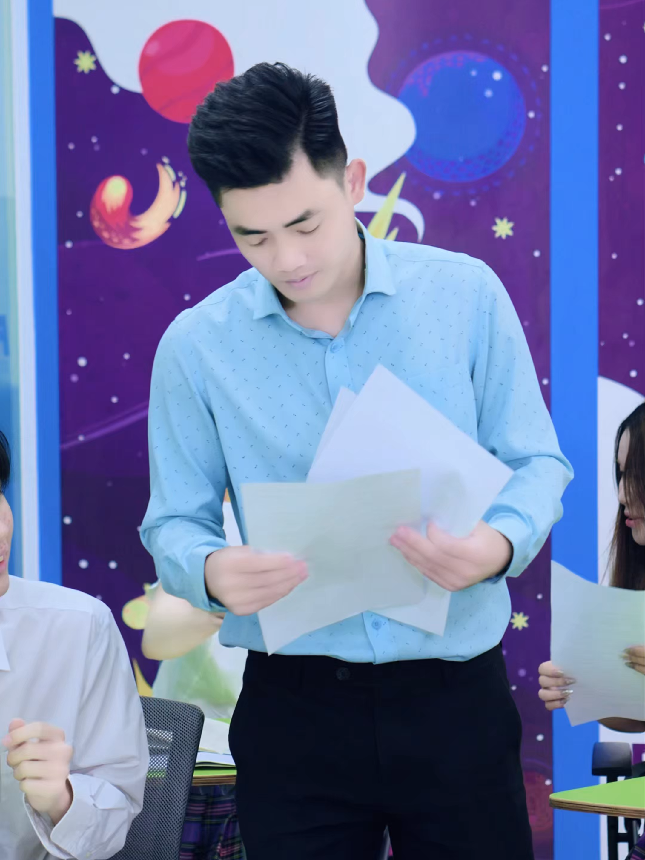 From Zero on the Page… To Hero on the Stage 💯#linhchihihi #messyclassroom #linhchihihine #linhchihihihi_