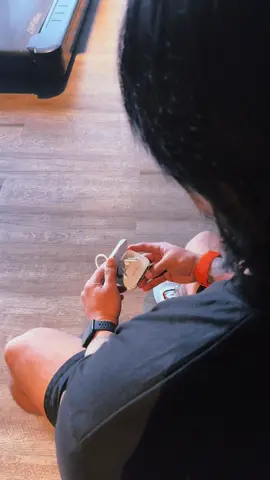 Workouts. Calls. Chill time. 🎧 The new SoundCoreP41i got me covered! ✔️ 11mm drivers = powerful bass 🔥 ✔️ Adaptive ANC = focus mode ON 🧘‍♂️ ✔️ Multipoint connection = switch devices instantly 📱💻 ✔️ 3-in-1 charging case = emergency power always ⚡ All-day sound, zero hassle. Let’s #MuteTheNoise and keep grinding! 💯 #soundcorePH #soundcoreP41i @Soundcore Philippines 