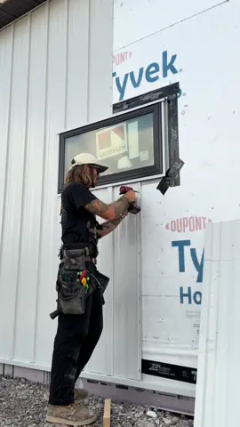 It’s officially the start of my 3rd year of apprenticeship and something that has helped me from the start is having a good toolbelt and having it setup the right way and the same way as much as possible. You can see my tools are at reach not on the ground and I don’t fumble around much. Tape on the non dominant side, pencil on the dominant. Hammer on the dominant, nail puller on the non dominant. Once you have the muscle memory of grabbing things from the same spots you can stay a little more efficient and that’s what counts in the trades. Hurry every chance you get. Some jobs are hard enough without dropping things and looking for them on the fly. This is the badger carpenter sxs toolbelt but any good toolbelt brand will do. Hope this helps, get good habits early #carpentry #apprenticeship #bluecollar #work #construction @Occidental Leather @KEENUtility @Milwaukee Tool @gratefuldead 