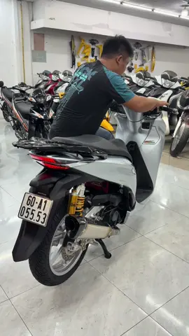 Hot Hot ….Sh 350i 79zz Bồ Câu A Trắng Full Options New Real #huybanxe179 #sh350i #xedovietnam 