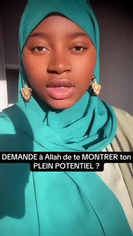 Si tu savais ce qu’Allah a déposé en toi, tu ne vivrais plus jamais à moitié. Demande-Lui. Il te montrera. 🌙🤍 #fyp #allah❤️ #islamic_video #islam 