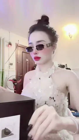 cái túi 265 mà tao làm như 2 tỷ 600 triệu 😂😂😂🤣🤣🤣#mộcbaicampuchia🇰🇭 