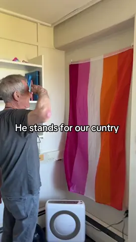 And yes my grandfather knows what the flag means he’s super supportive #wlw #fyp #lesbian #grandparents #lana 
