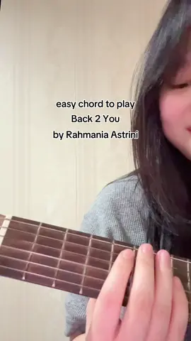 sebelum tiduurr hehe🤏🏻 lagi suka bgt sama lagu ini!! wkwk btw chord ini dari Gmaj7 karena main di gitarlele ya, kalo di gitar biasa jadi dari Cmaj7, turunin 5 atau sesuai kepercayaan masing-masing 😆🙏🏻 #Back2You by @Rahmania Astrini 
