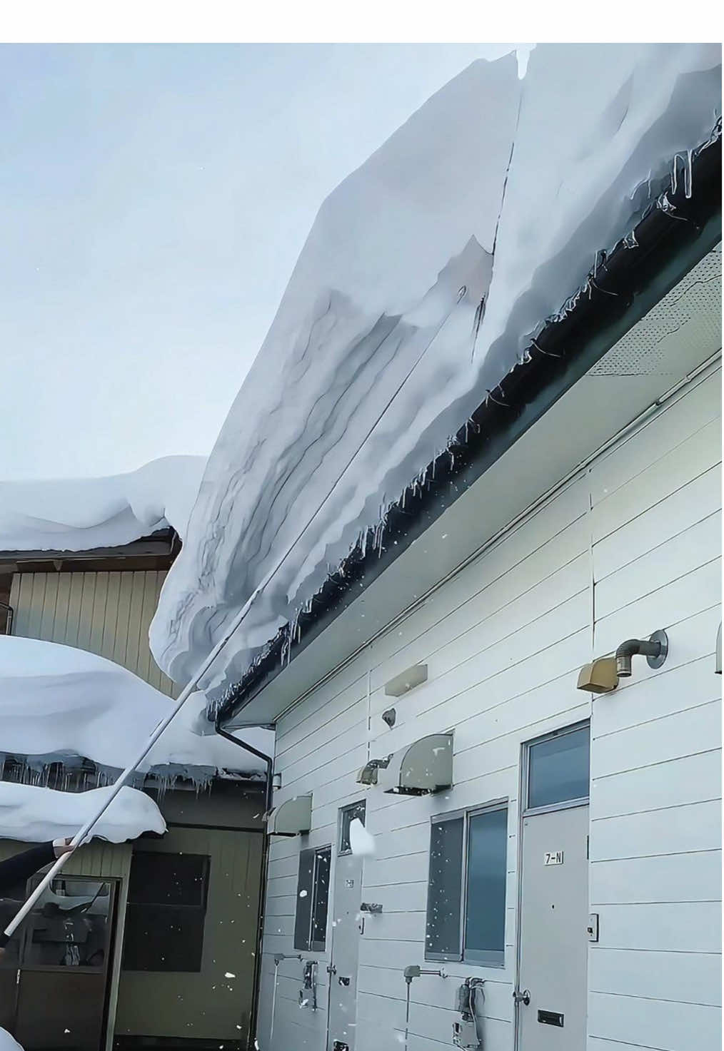 Satisfactory snow removal #satisfying #asmr #snow #fyp #oddlysatisfying 