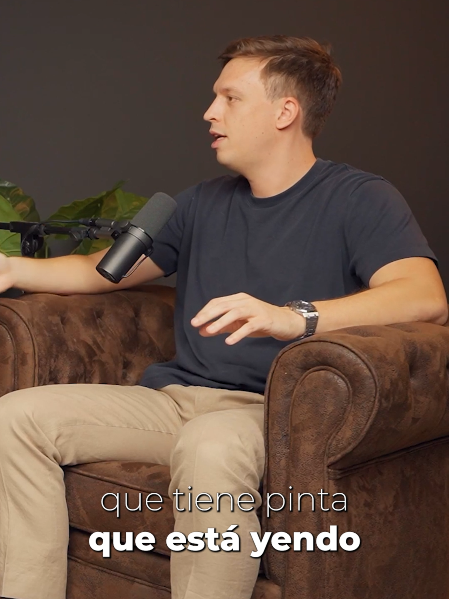 Episodio completo en la Biografía #adriansaenzpodcast #politica #europa #economia #actualidadmundial