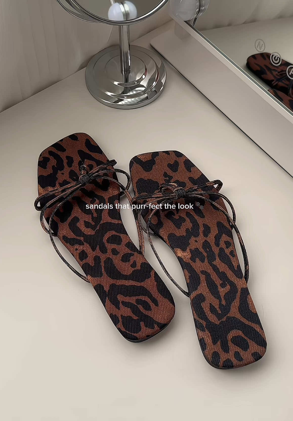 my purr-fect match sandals 🐾 #leopardsandals #sandals #flatsandals #sandalsforwomen #elegantsandals 
