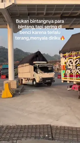 Bahkan berdiam diri saja masih tidak selamat dari prasangka buruk nya manusia #pejuangrupiah #giganesia #drivermuda #drivermuda #masukberandamuu 