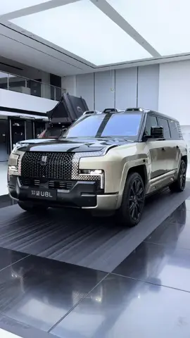 BYD Yangwang U8L - 1200HP Ultra Luxury 6-Seater SUV. #byd #bydyangwang #yangwangu8 #yangwangu8l #luxurycars 