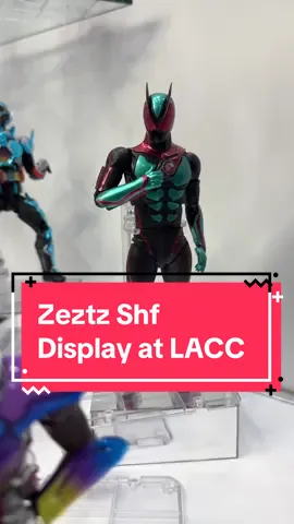Sh Figuarts Kamen rider Zeztz in Person in America! At La comic con #kamenriderzeztz #shfiguarts #comiccon #kamenrider #actionfigures 
