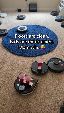 Work smarter not harder. 😂  #robotvaccuum #vacuumcleaner #roombaobsessed #momwin #momssupportingmoms 
