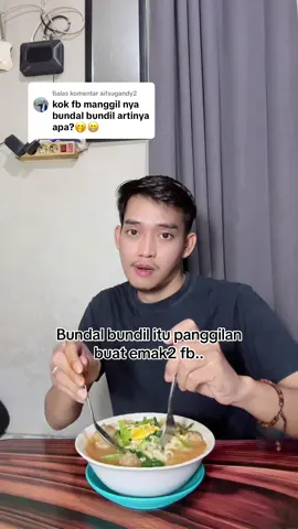 Membalas @aifsugandy2 sekarang jadi kesayangan bundal bundil fb juga☺️🤭