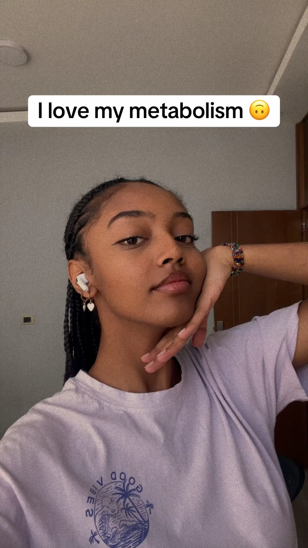 Since i መዞር and መብላትalot here is my food and places account.@Maya Finds. I post different content there and make sure to follow lovelies 🥰🥰