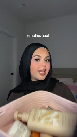 I need 4 more of the @Athena Club body wash #empties #emptiesreview #beautyproducts #skincare #haul  @Haus Labs  @Olehenriksen  @Charlotte Tilbury  @Briogeo  @Lancôme 